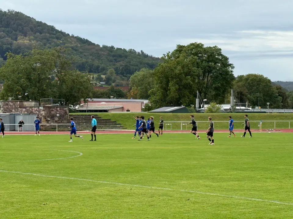 FC Eisenach gegen SG Motor Tambach-Dietharz